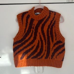 Zara Sweater Vest Size M Maroon and Orange